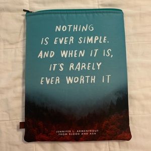 BOOK BEAU JUMBO BOOK SLEEVE